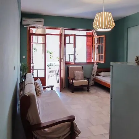 Seampathia Apartment *