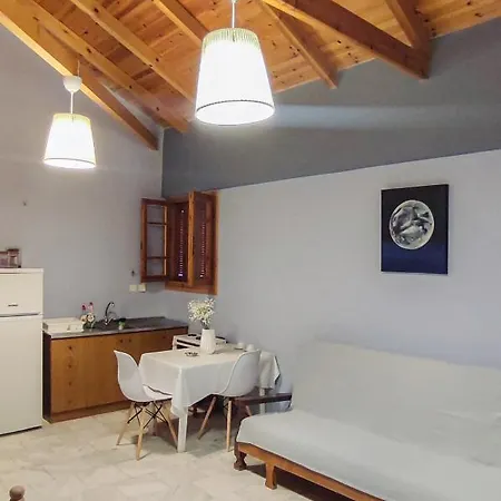 Seampathia Apartment *